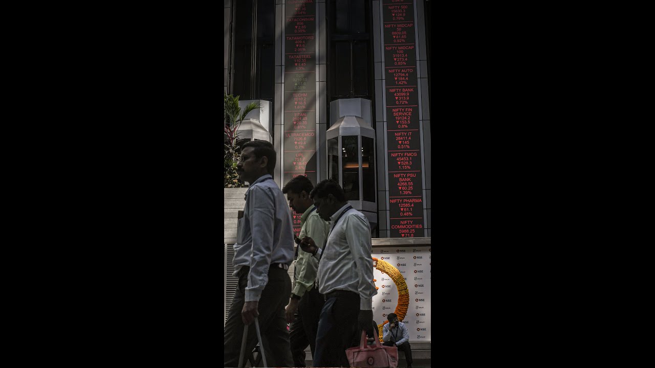 India’s Investors Unfazed as Stock Losses Pile Up