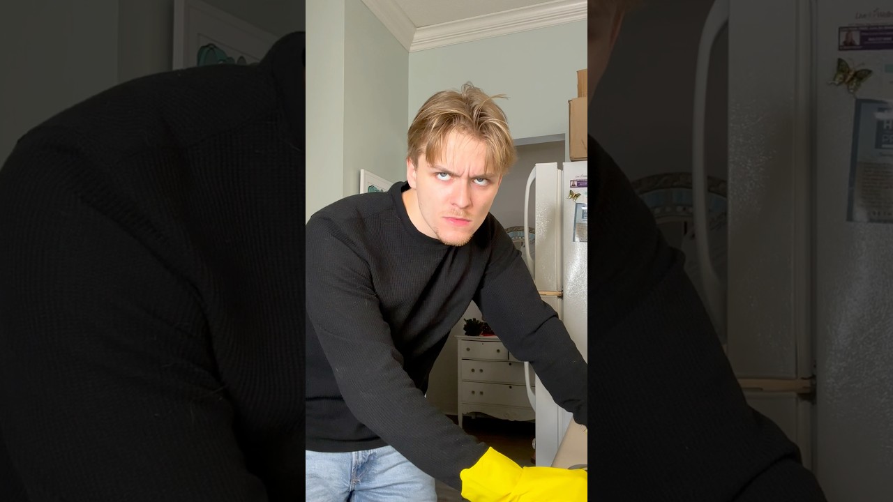 Siblings When You’re Doing The Dishes