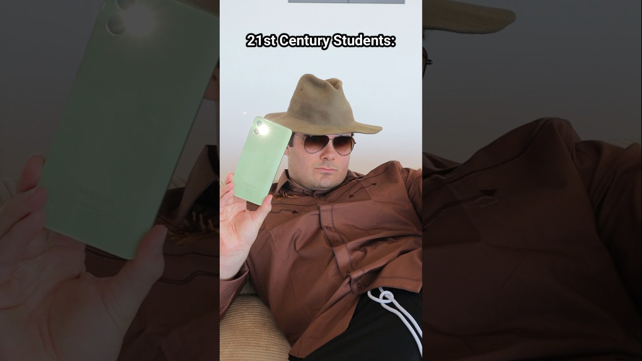 Teacher VS 21st Century Students.