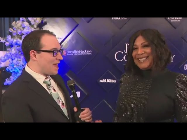 Trina Braxton live from MLK Beloved Community Awards red carpet | FOX 5 News