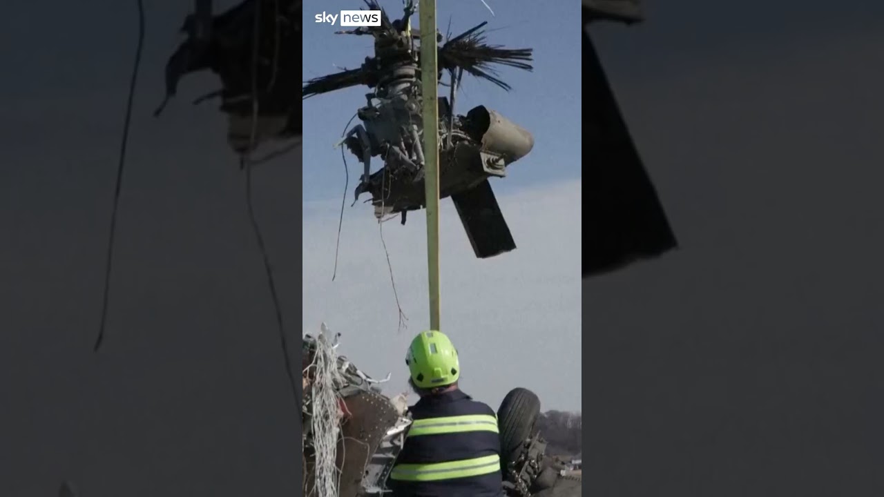 Helicopter recovered from DC crash