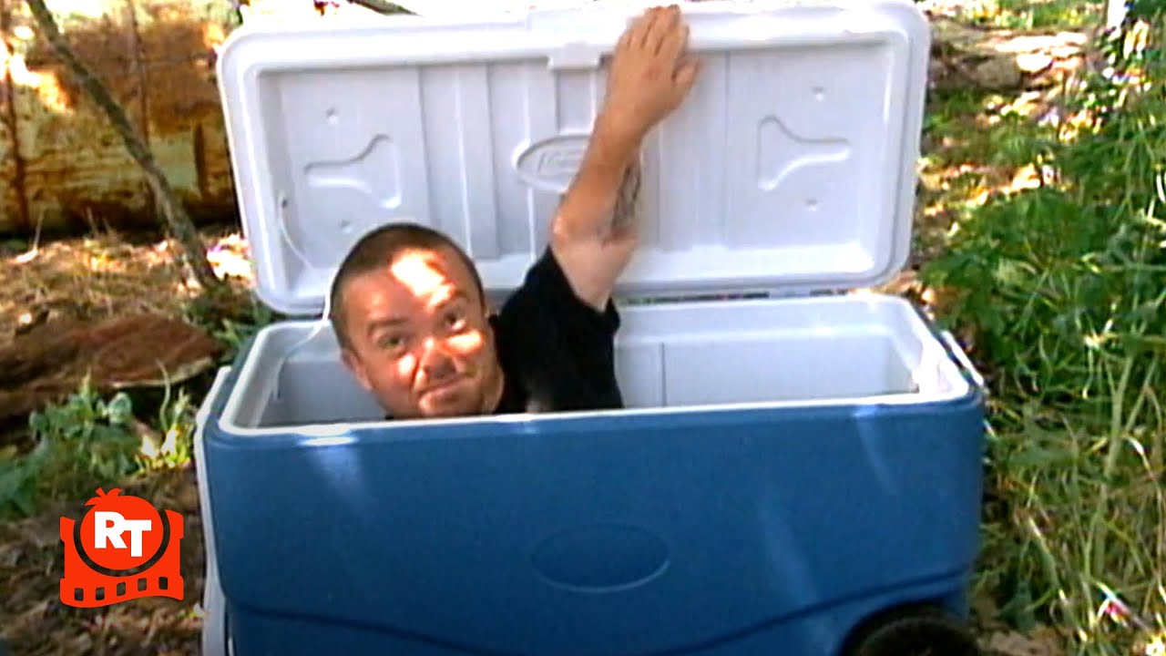 Jackass 2.5 (2007) – Three 6 Mafia Get Pee-Gunned by Wee Man Scene | Movieclips