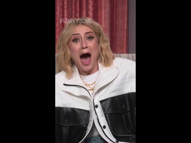 Lizze Broadway and Urzilla Carlson play: I Make The Face, You Make The Sound