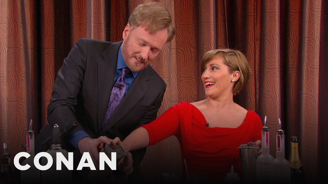 Mixologist Claire Smith Makes Valentine’s Cocktails | CONAN on TBS