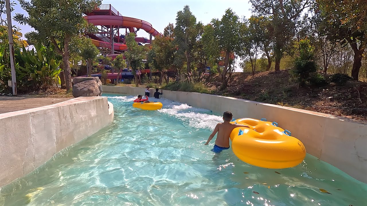 River Flow Water Fun 💦 at Tube Trek Waterpark 🇹🇭