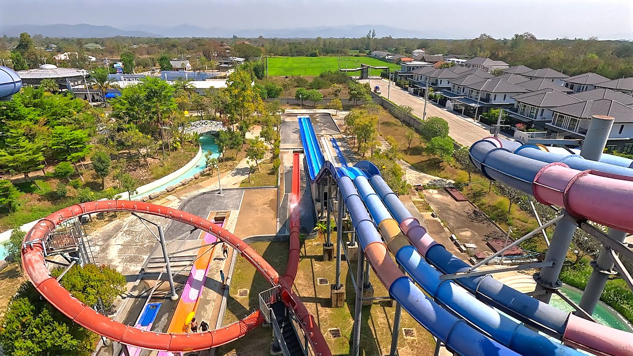 Torpedo Aqualoop Water Slide 💦 at Tube Trek Waterpark 🇹🇭