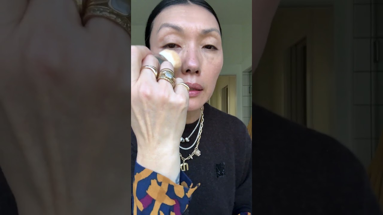 Wake Up Stressed Skin | Beauty Tips | Trinny