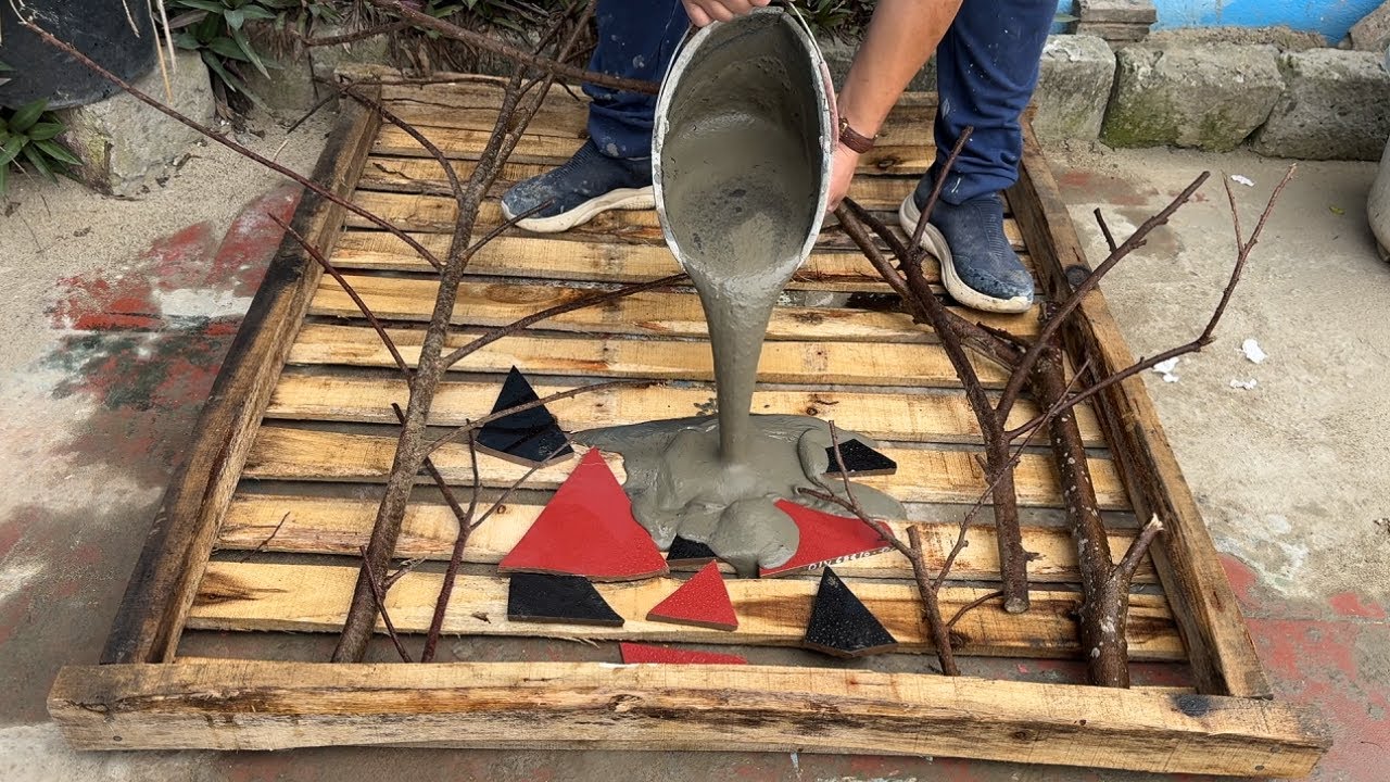 Amazing Creations from Cement and Recycled Pine Pallets, DIY Garden Decorations