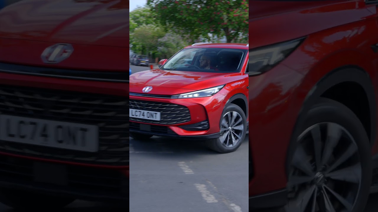 9 BIG numbers you need to know about what award-winning MG HS | What Car? |  #shorts #ytshorts