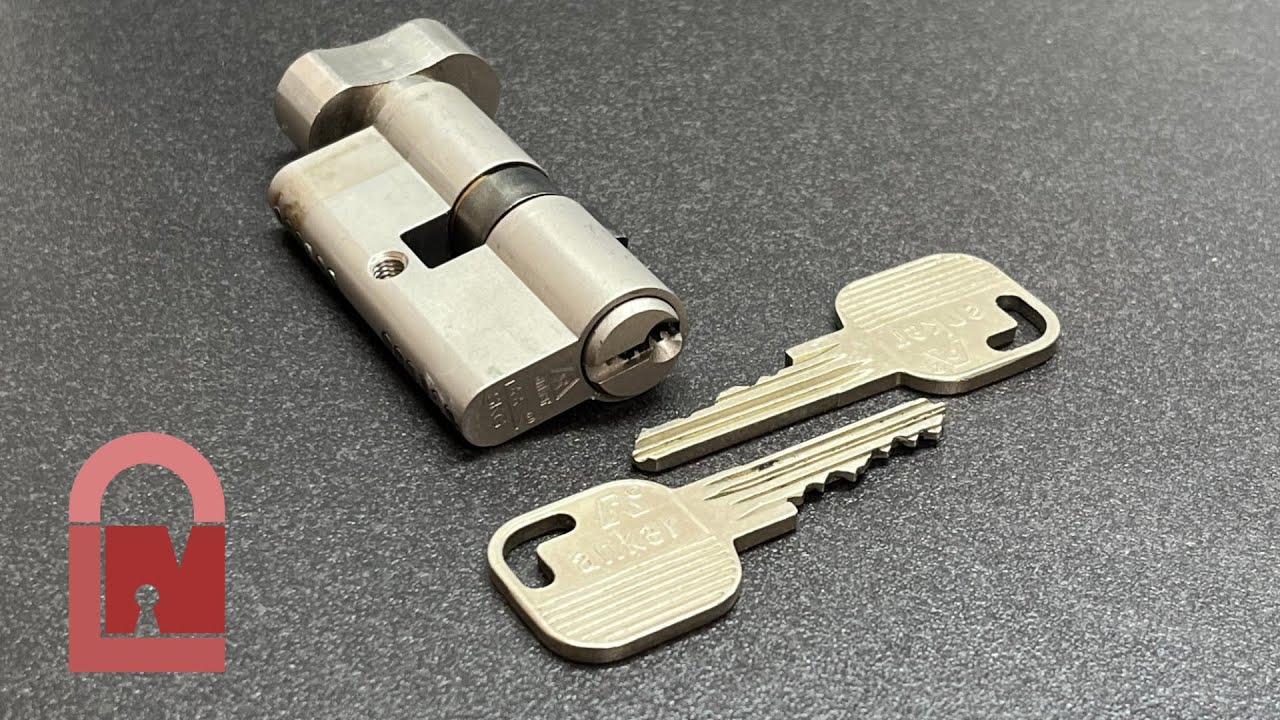 Dutch Anker 2* SKG Euro Lock Picked