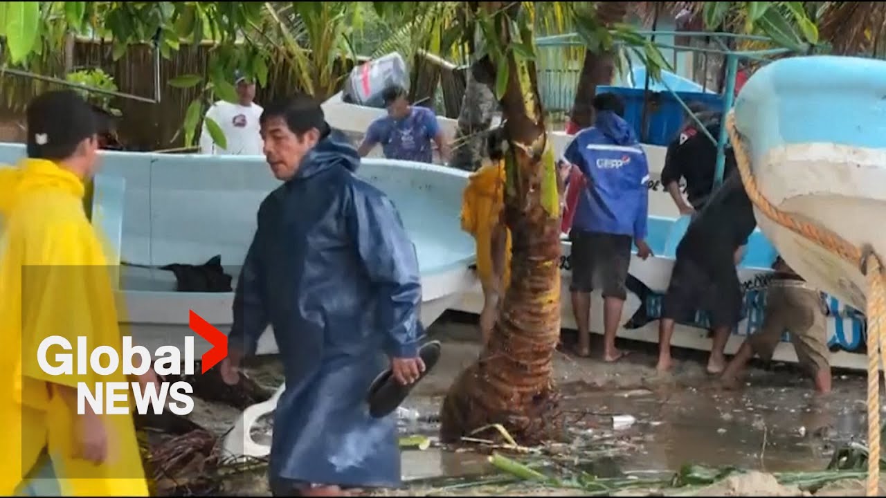Hurricane Erick pummels coastline restaurants, boats as storm makes landfall in Mexico