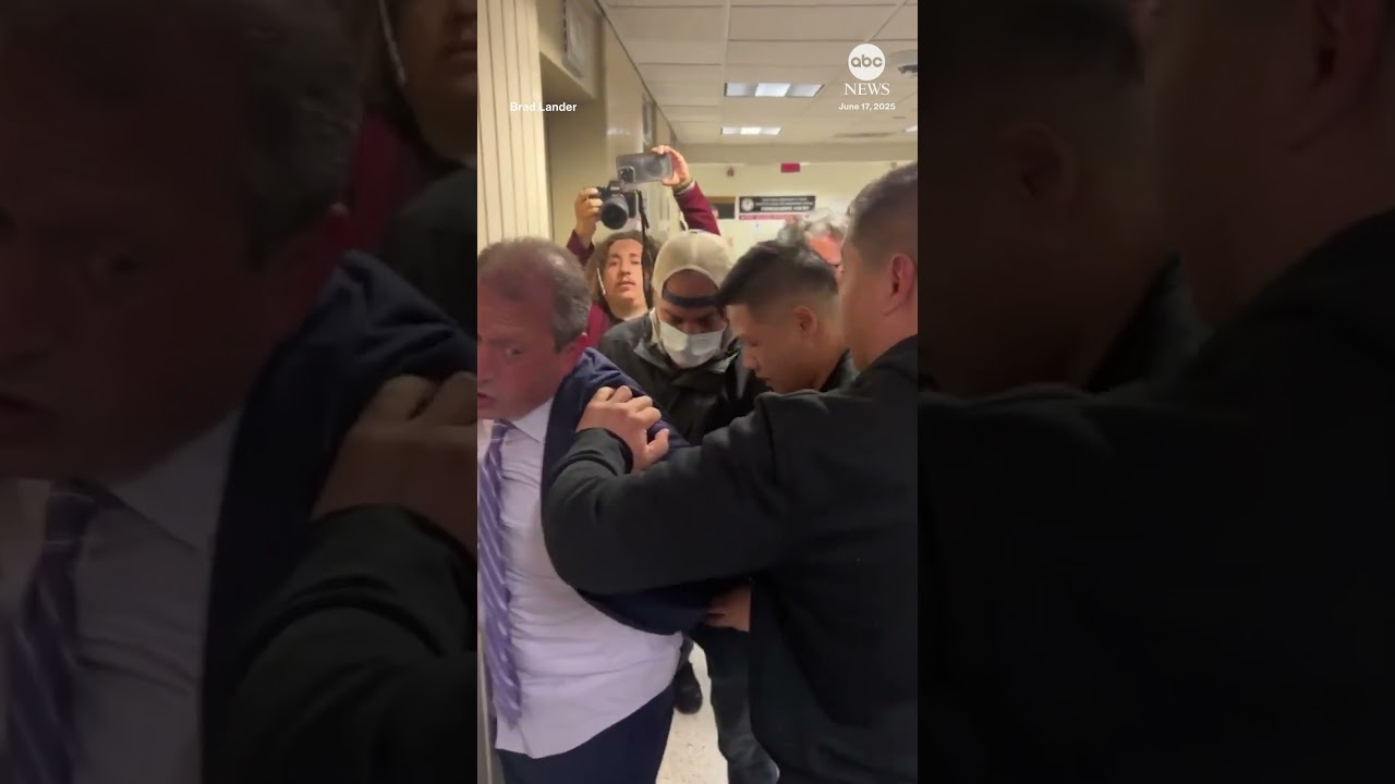 NYC comptroller and mayoral candidate arrested at an immigration court