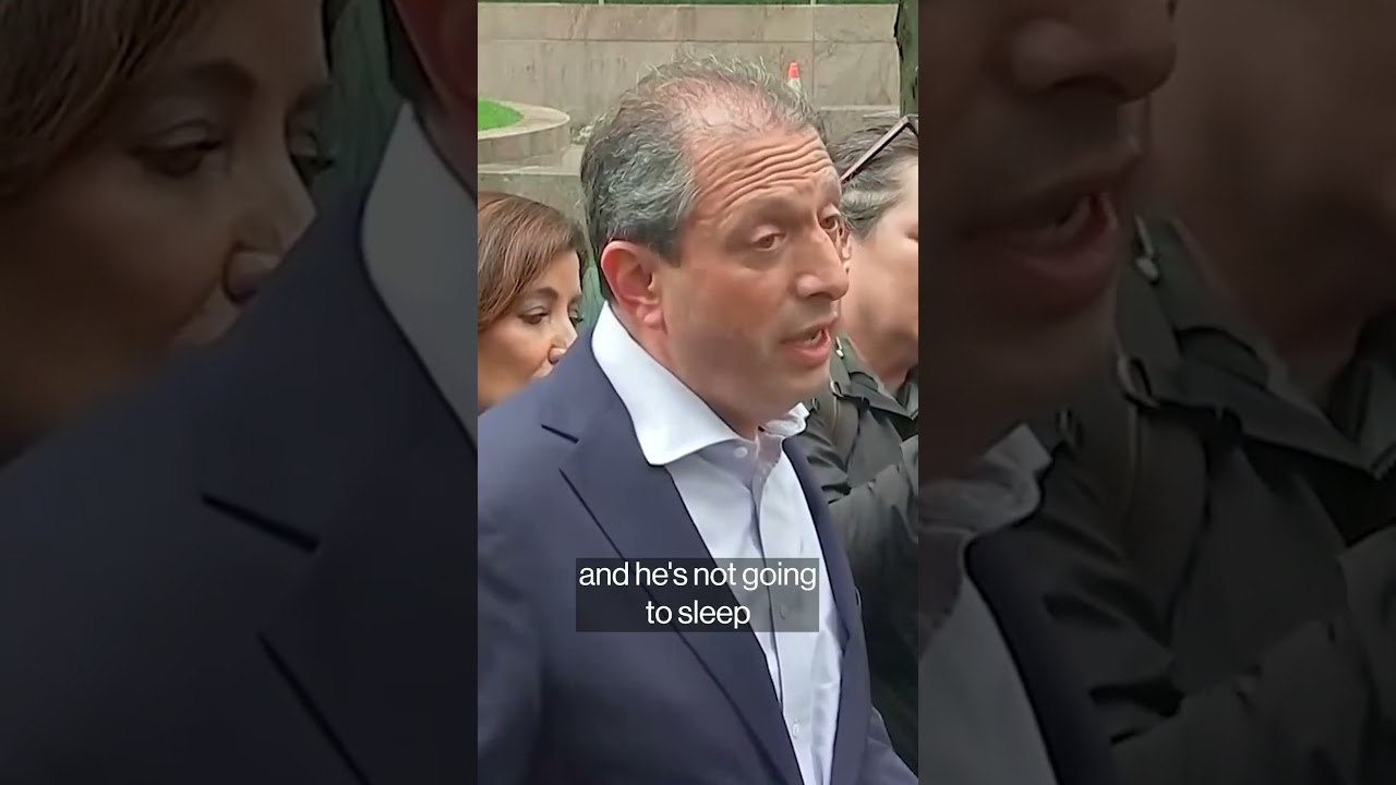 NYC mayoral candidate Lander arrested at immigration court #shorts #bradlander #immigration #ice