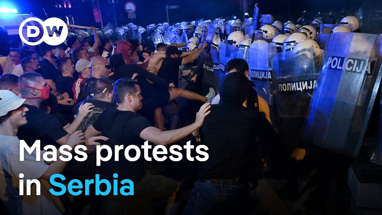 Police clash with anti-government protesters demanding new elections | DW News