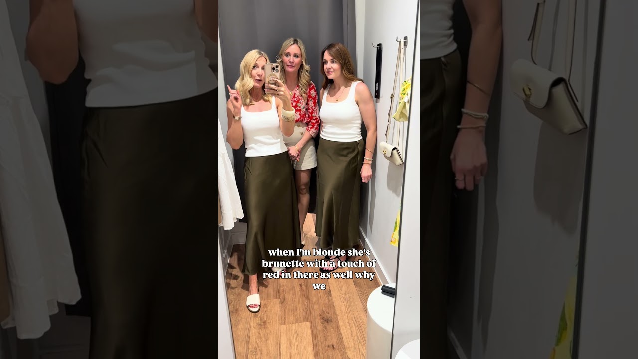 Two different sizes, two different colour seasons, wearing the same outfit! See pinned comment below