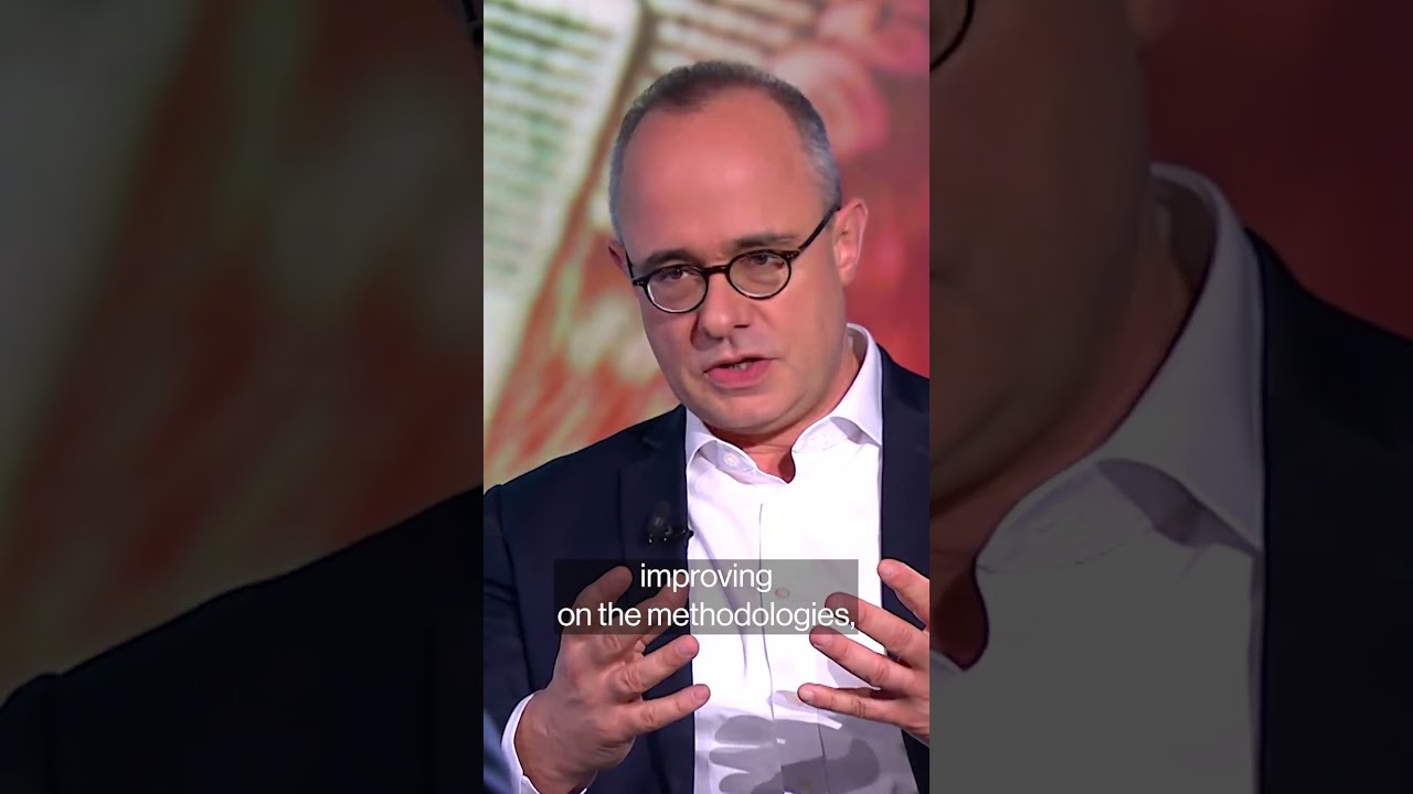 Are central banks ready for AI to rewrite the rules of the economy?#shorts #finance #ai