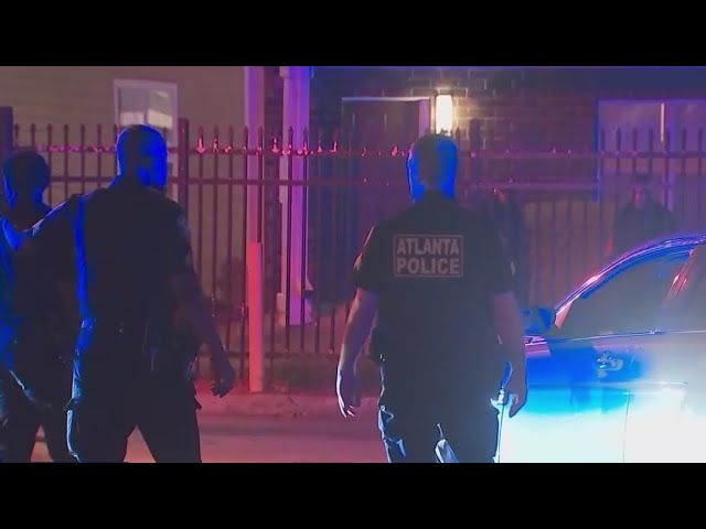 Atlanta apartment complex shooting sends 4 to hospital | FOX 5 News