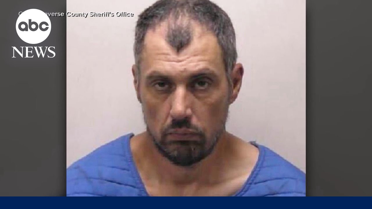 Bystanders take down Walmart attacker