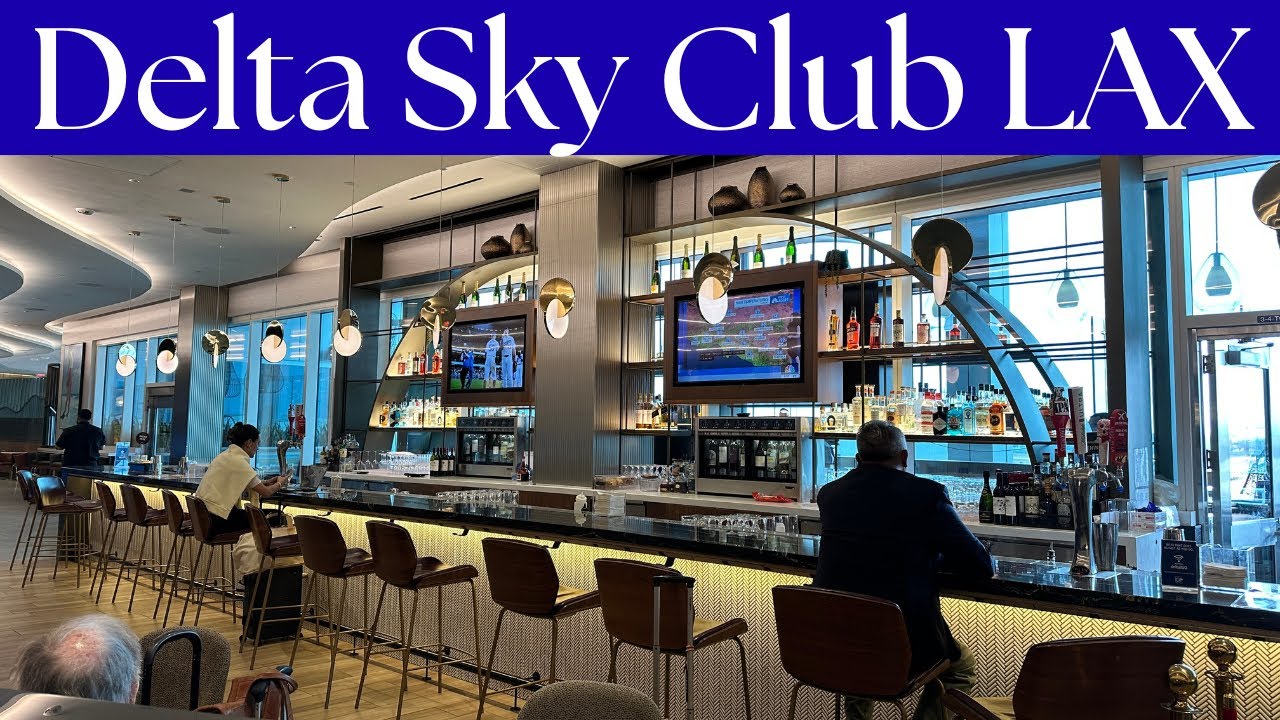 Delta Sky Club LAX: Overview of Lounge at Los Angeles Airport