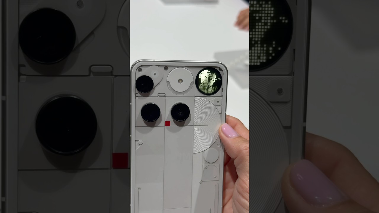 Glyph Matrix on Nothing Phone (3)