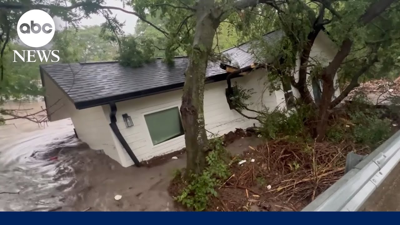 House carried away by floodwaters in Texas