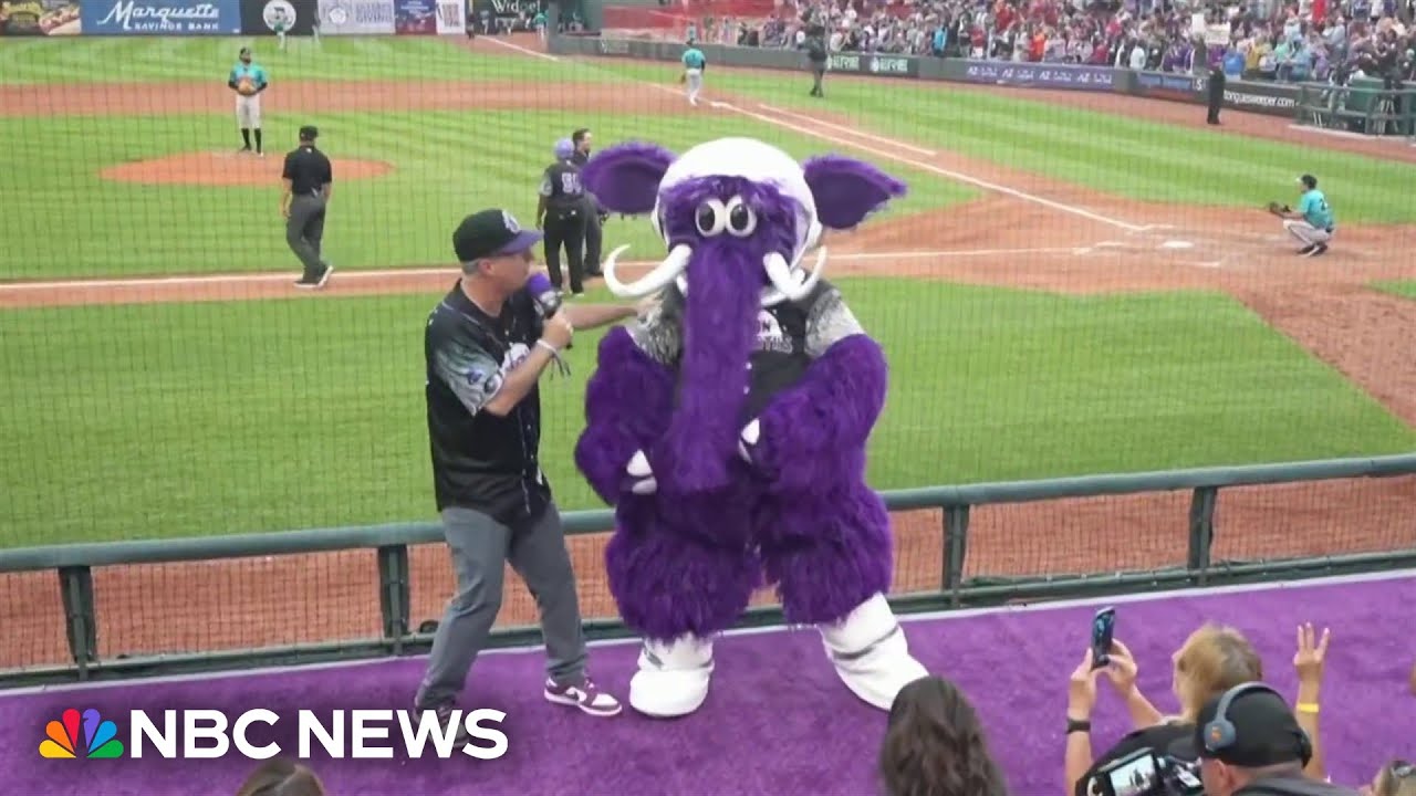 John Oliver’s Moon Mammoths make minor league debut in Erie, Pennsylvania
