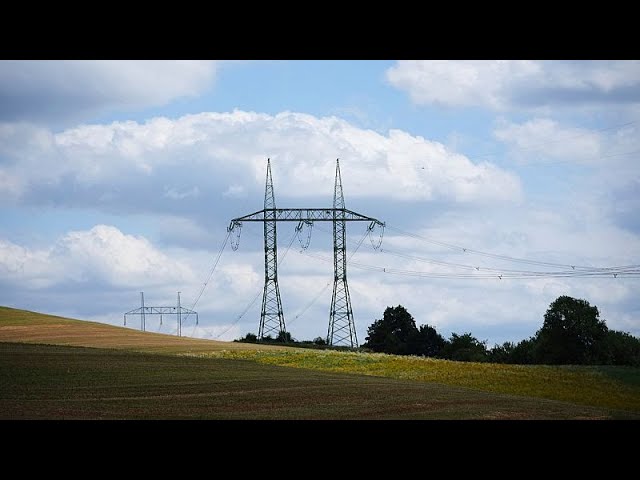 Major power outage in Czech Republic halts Prague metro and trams, cause unknown