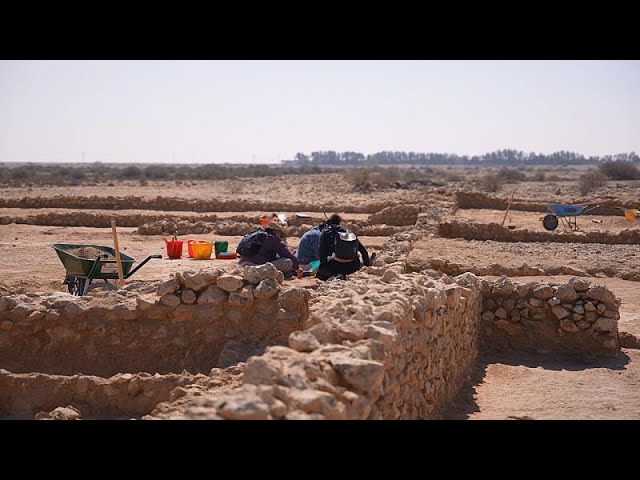 Qatar 365 dusts off the country’s archaeological sites, looking for treasures on land and at sea