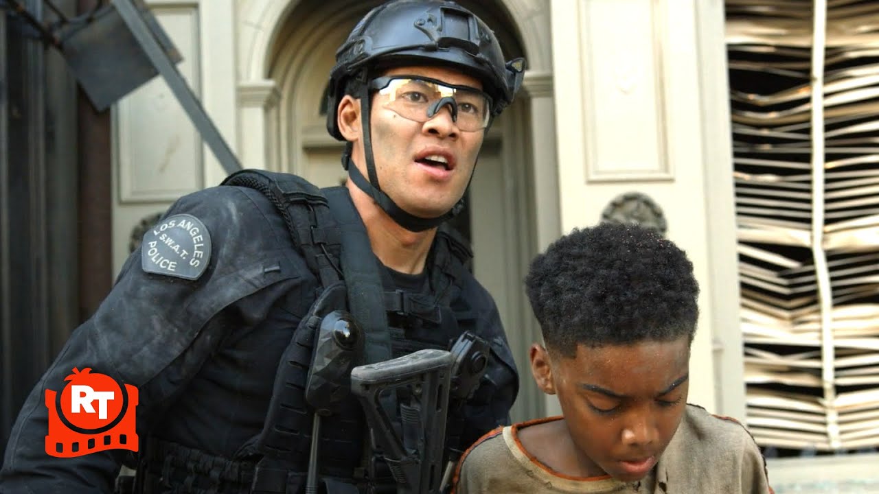 S.W.A.T. – Exploding Building Rescue (S2E1) | Movieclips