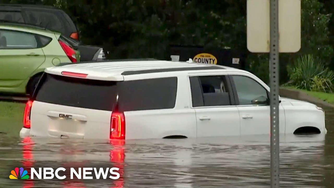 Severe storms hit Midwest as flood risk returns to the South