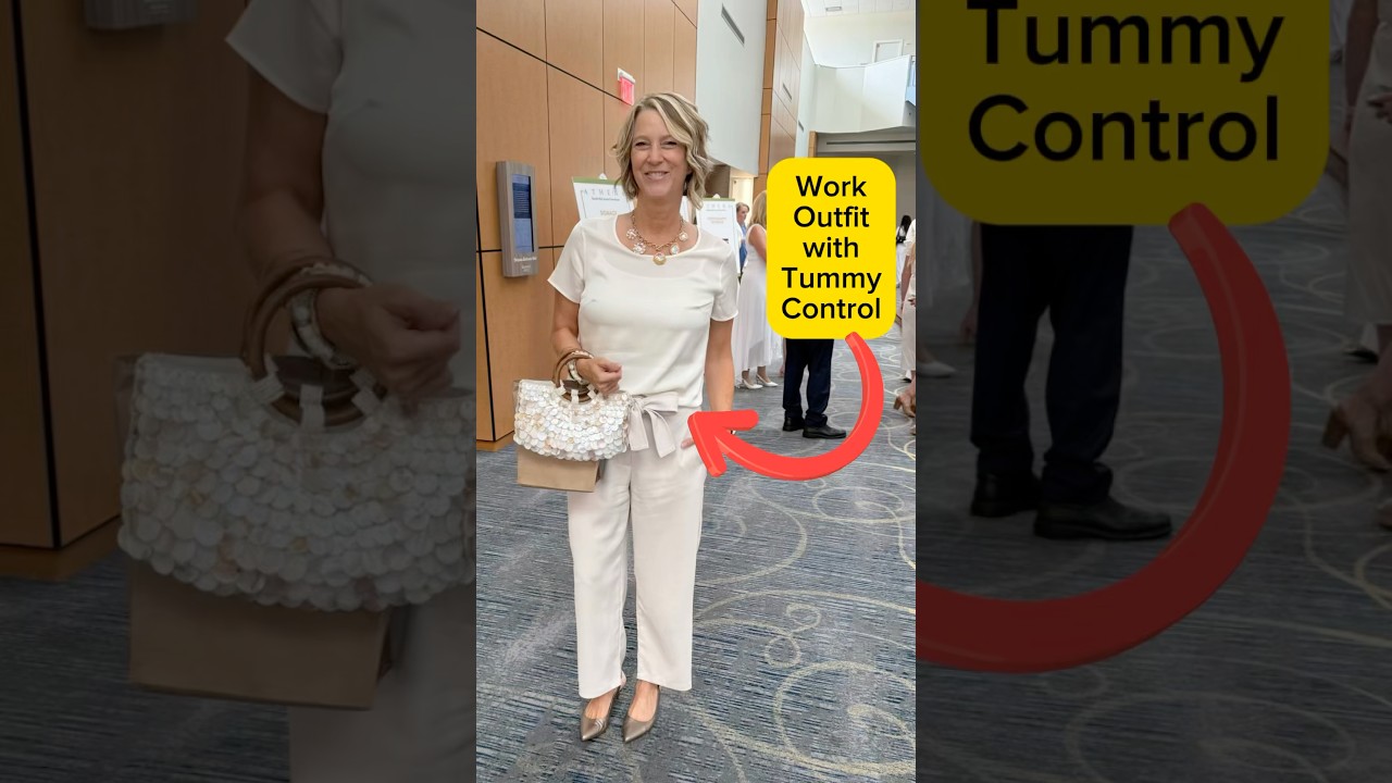 Travel Work Outfit Idea for an Event