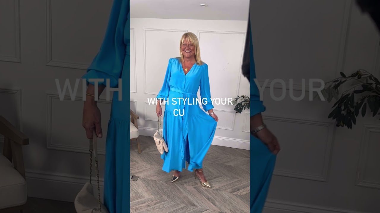 Watch our lovely Apple shape model Niki be styled by us! Styling curves details in description!