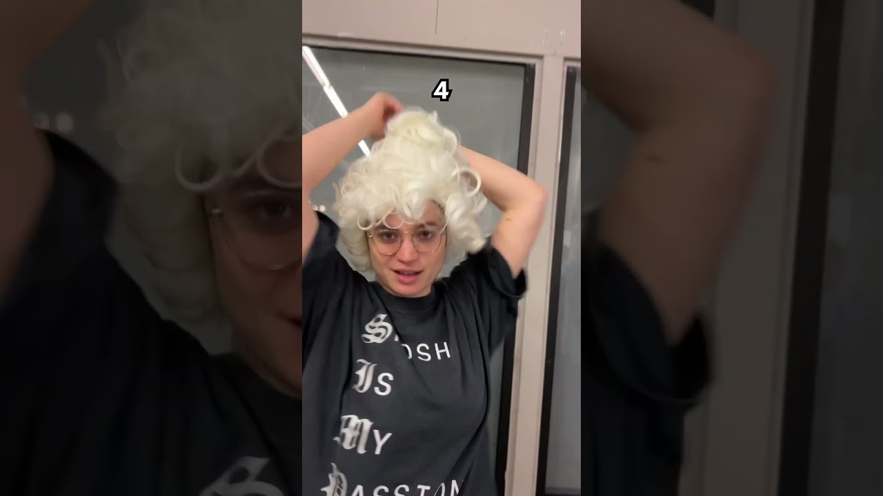 who ate in this wig?