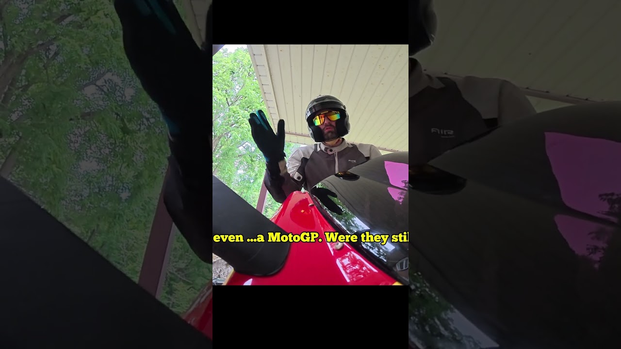 Why Ducatis sound like that #ducati #motorcycle