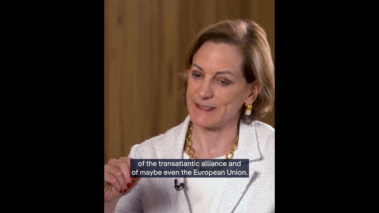 “You must arm Ukraine” for peace, Anne Applebaum tells DW | DW News