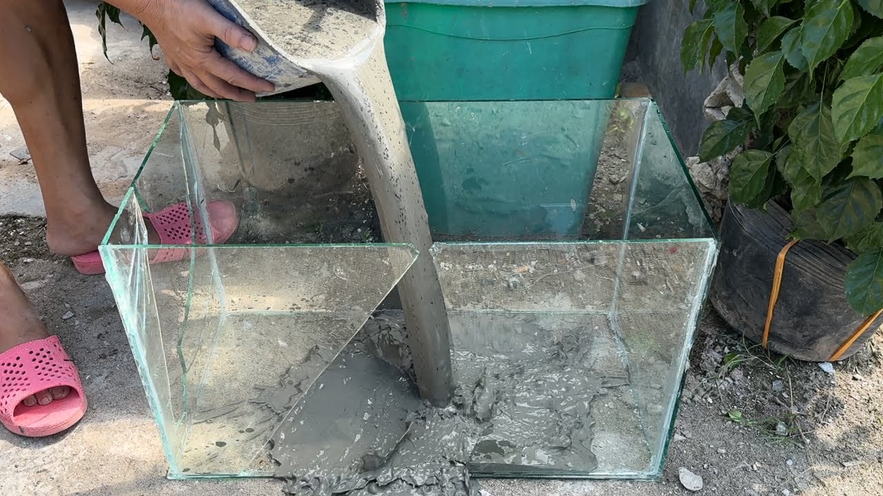 Amazing Creations from Cement and Broken Glass Aquarium – DIY Dream Garden
