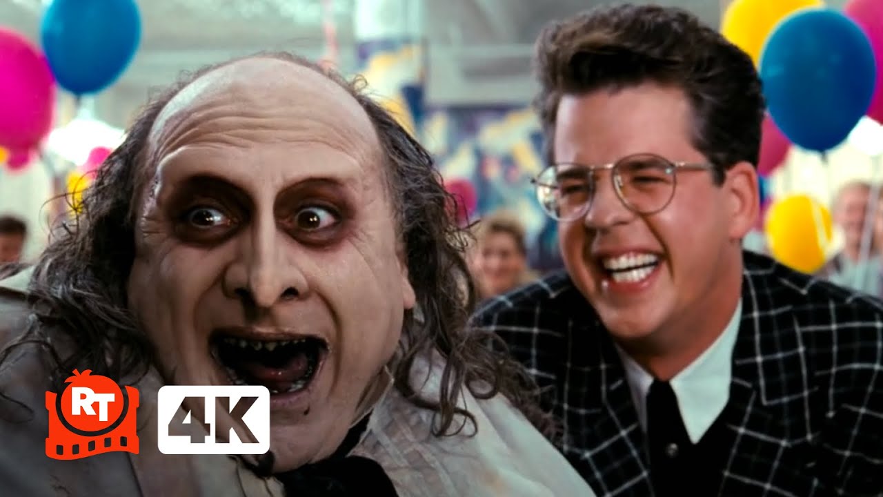 Batman Returns (1992) – Penguin Bites A Guy’s Nose | Movieclips