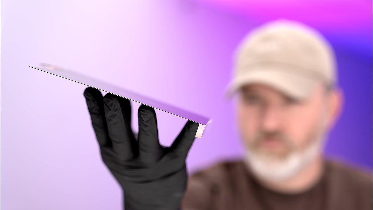 How to Make the Thinnest Smartphone