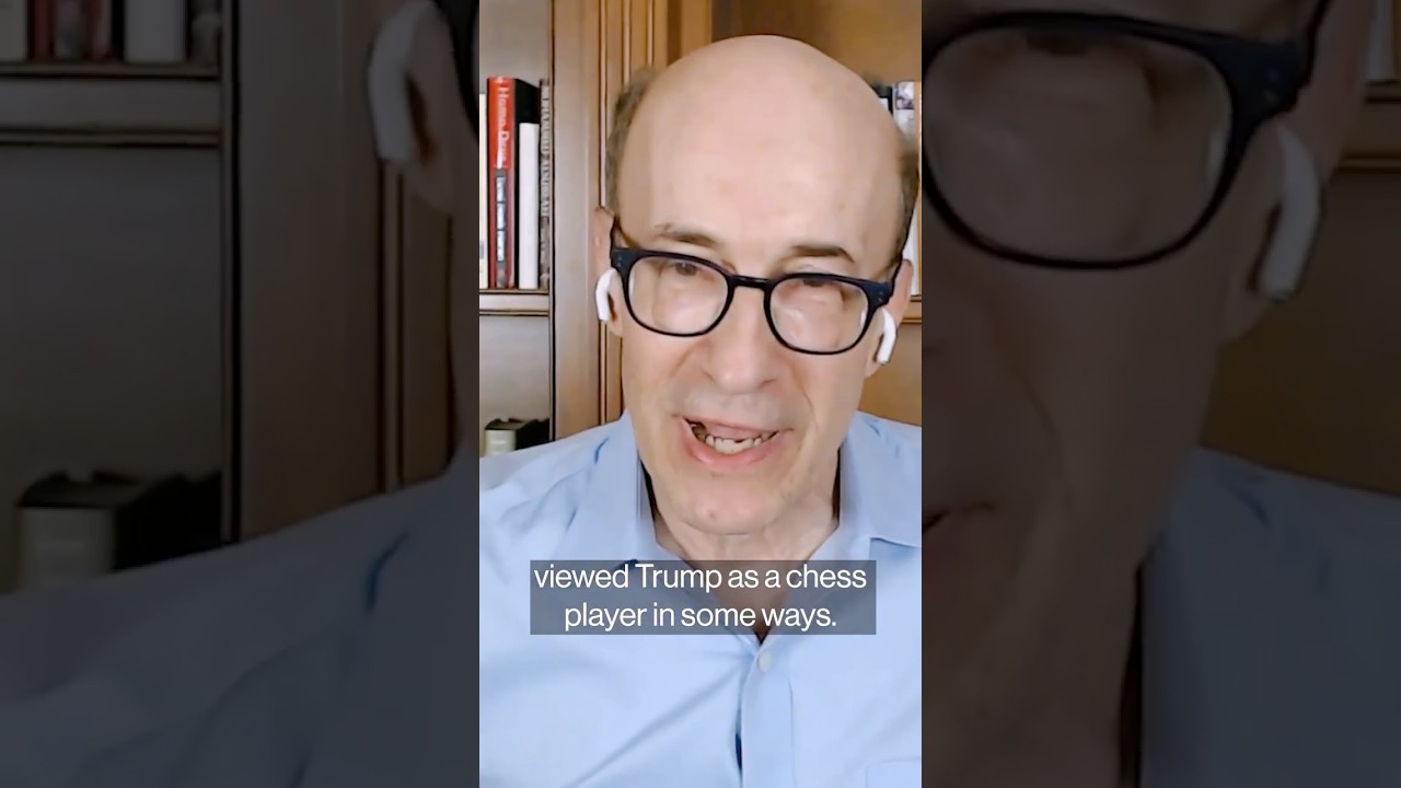 Is #Trump playing 4D chess? A grandmaster explains #politics #shorts