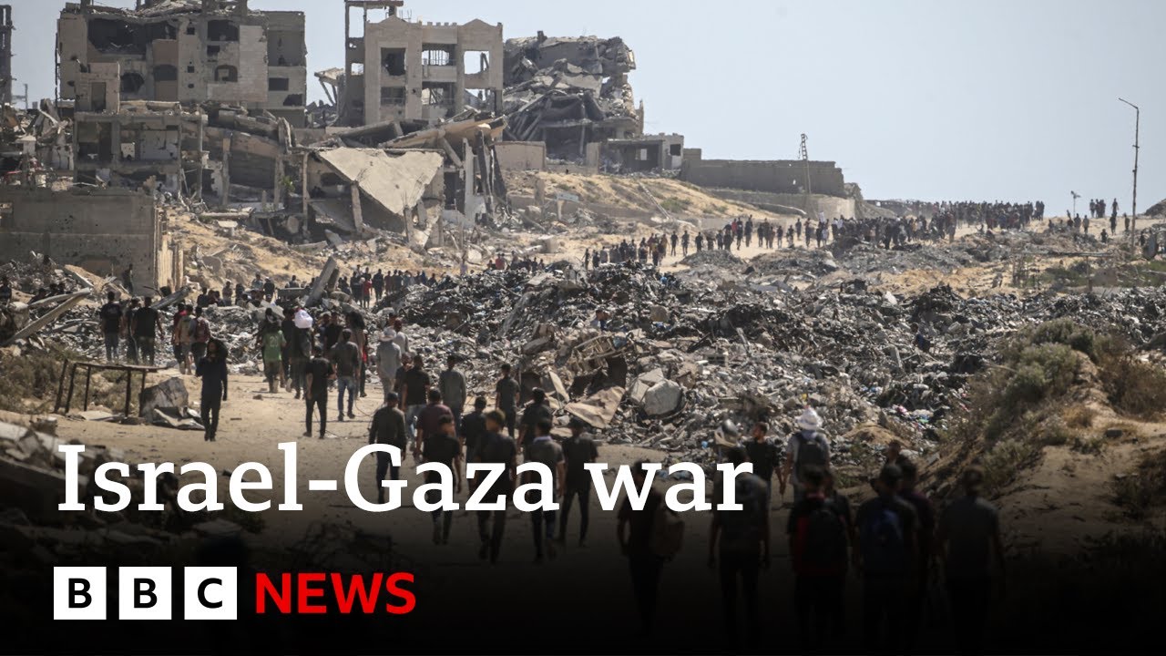 Israeli society divided over war in Gaza | BBC News