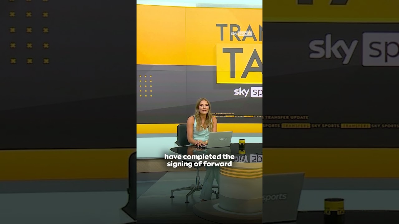 Leeds United confirm the signing of Noah Okafor from AC Milan