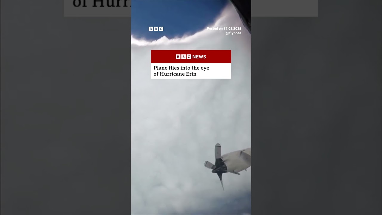 Plane flies into the eye of Hurricane Erin. #HurricaneErin #Hurricanes #BBCNews