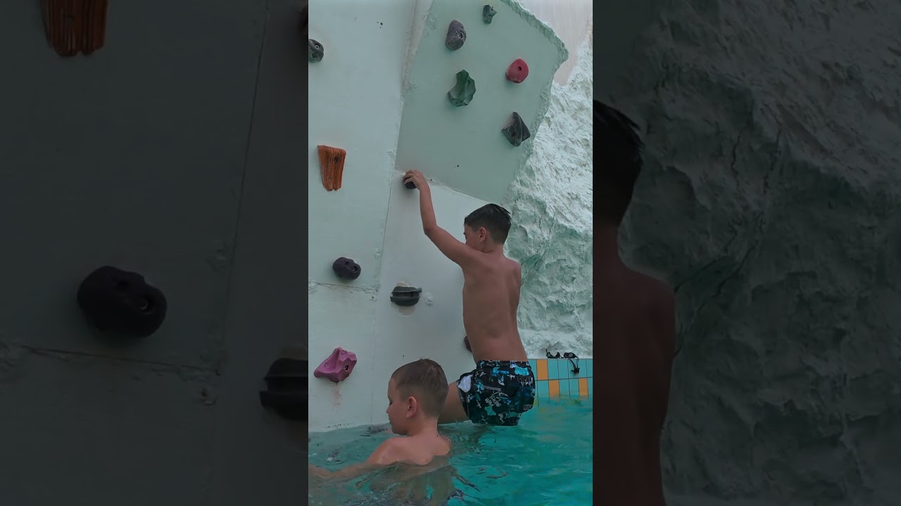 The Wall at Aquapark Nymphaea in Romania🇷🇴