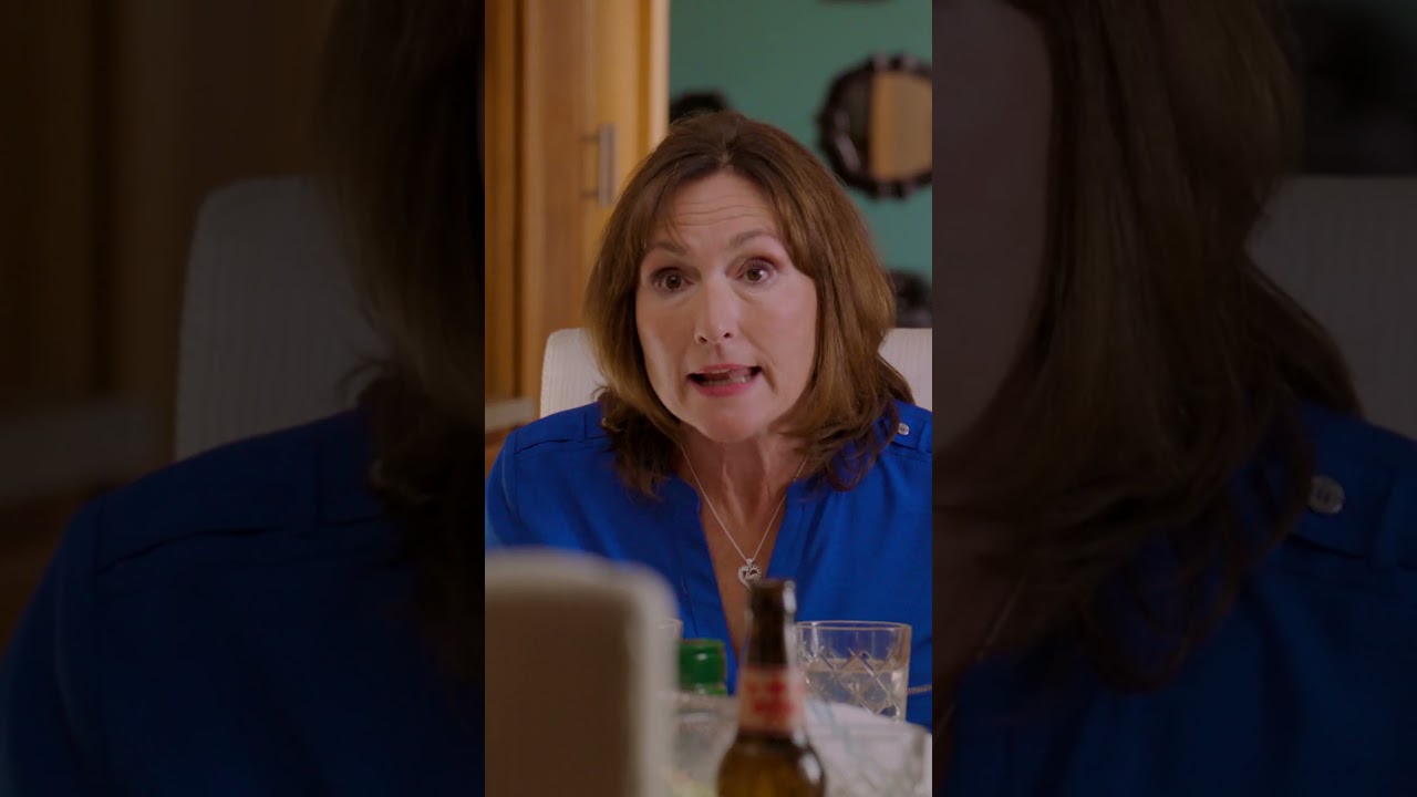 The world’s weirdest family meal. #detroiters