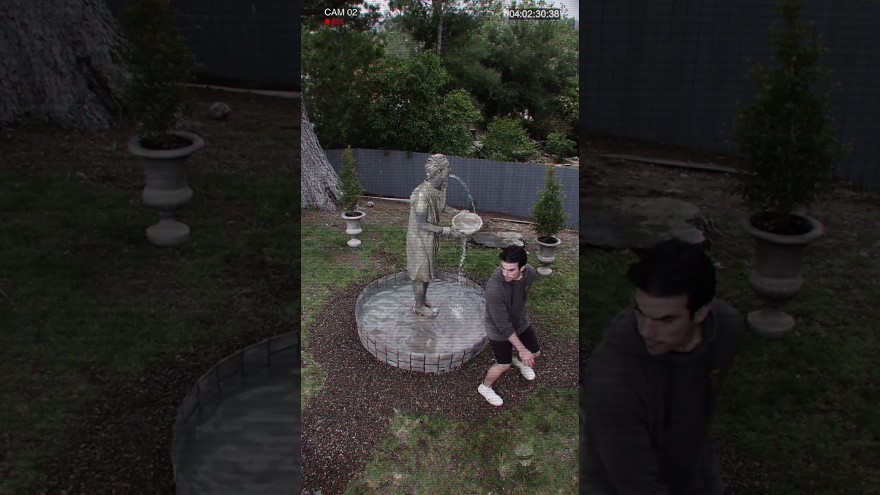 Thief Gets INSTANT Karma