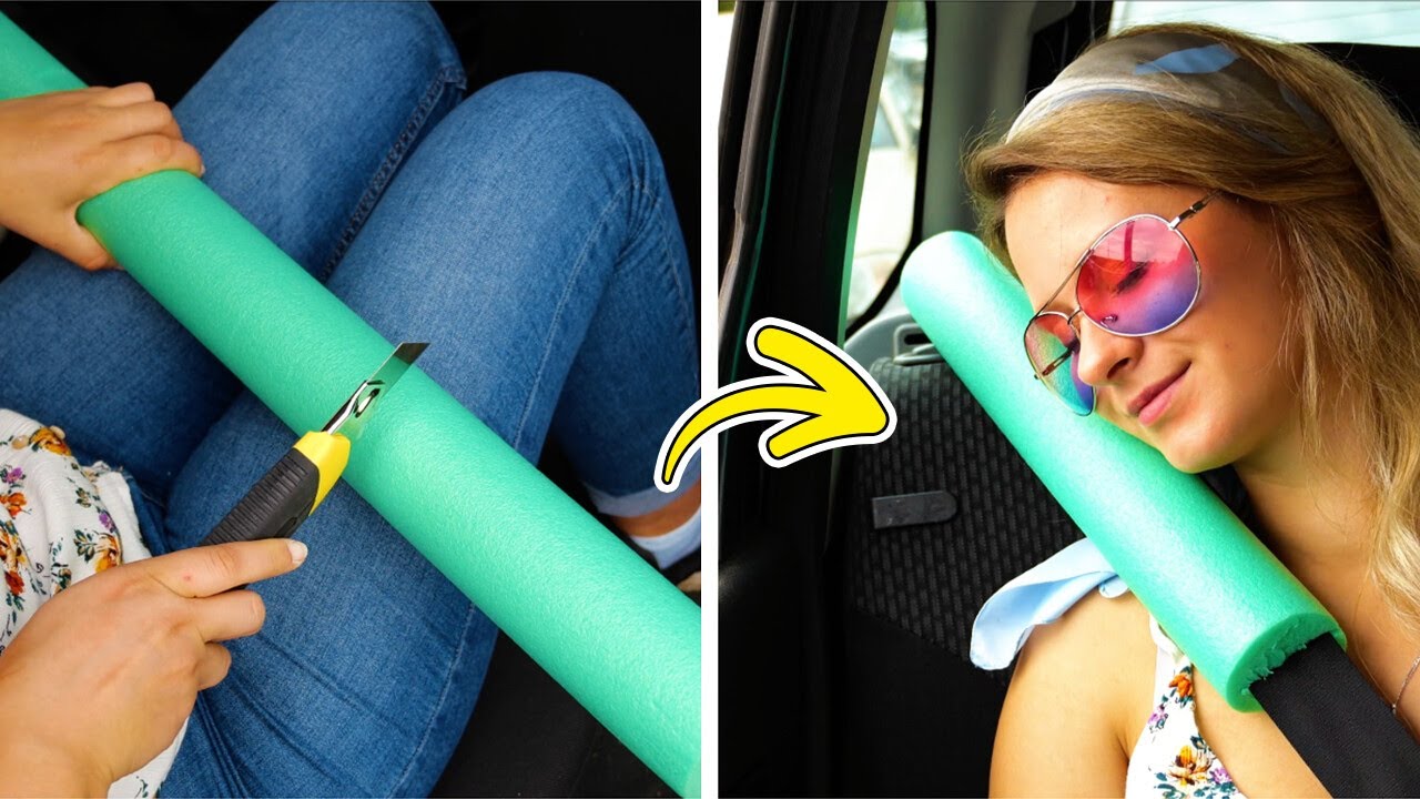 Travel Smarter in 2025: Genius Hacks for Stress-Free Adventures! 🌍🎒