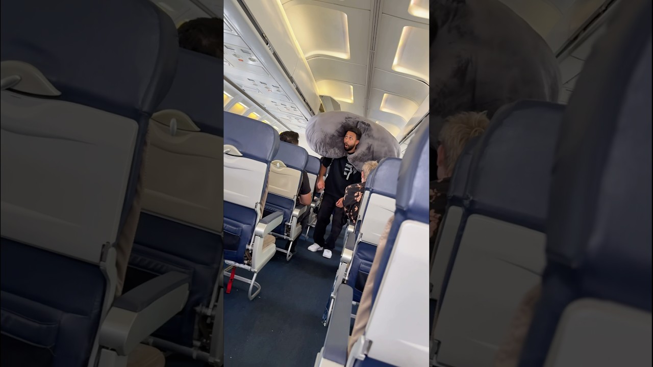 When you have a long flight ✈️