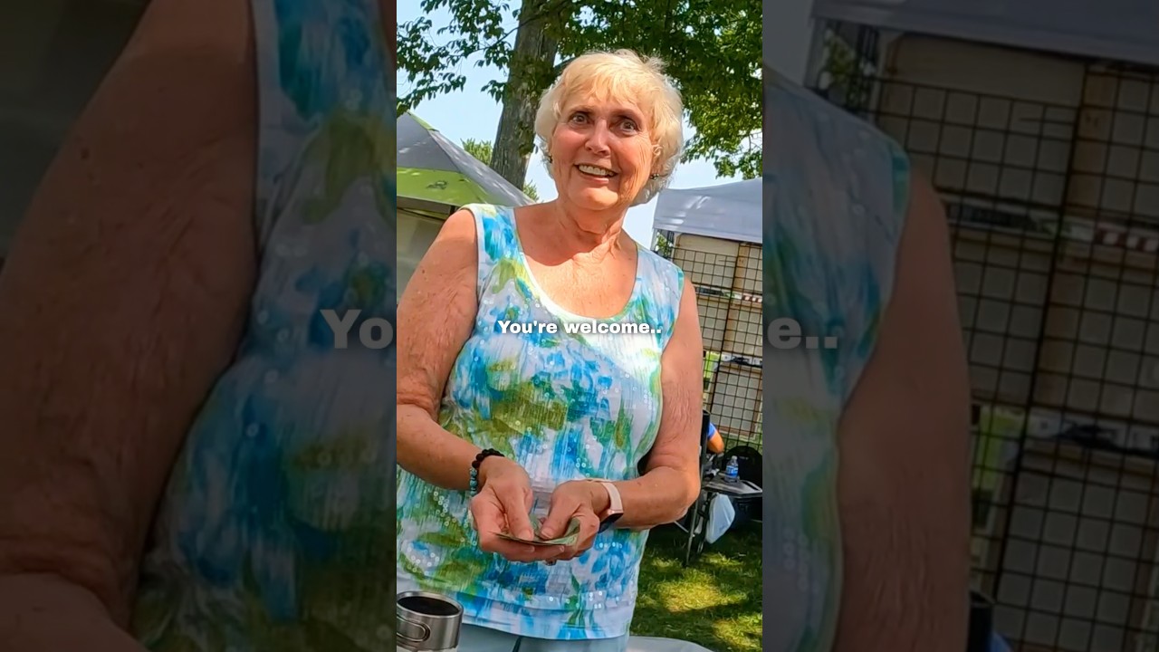 Buying a banana bread candle and THIS happened 🥹❤️