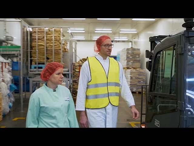 Can we fight fish fraud? Watch Episode 1 of The Food Detectives