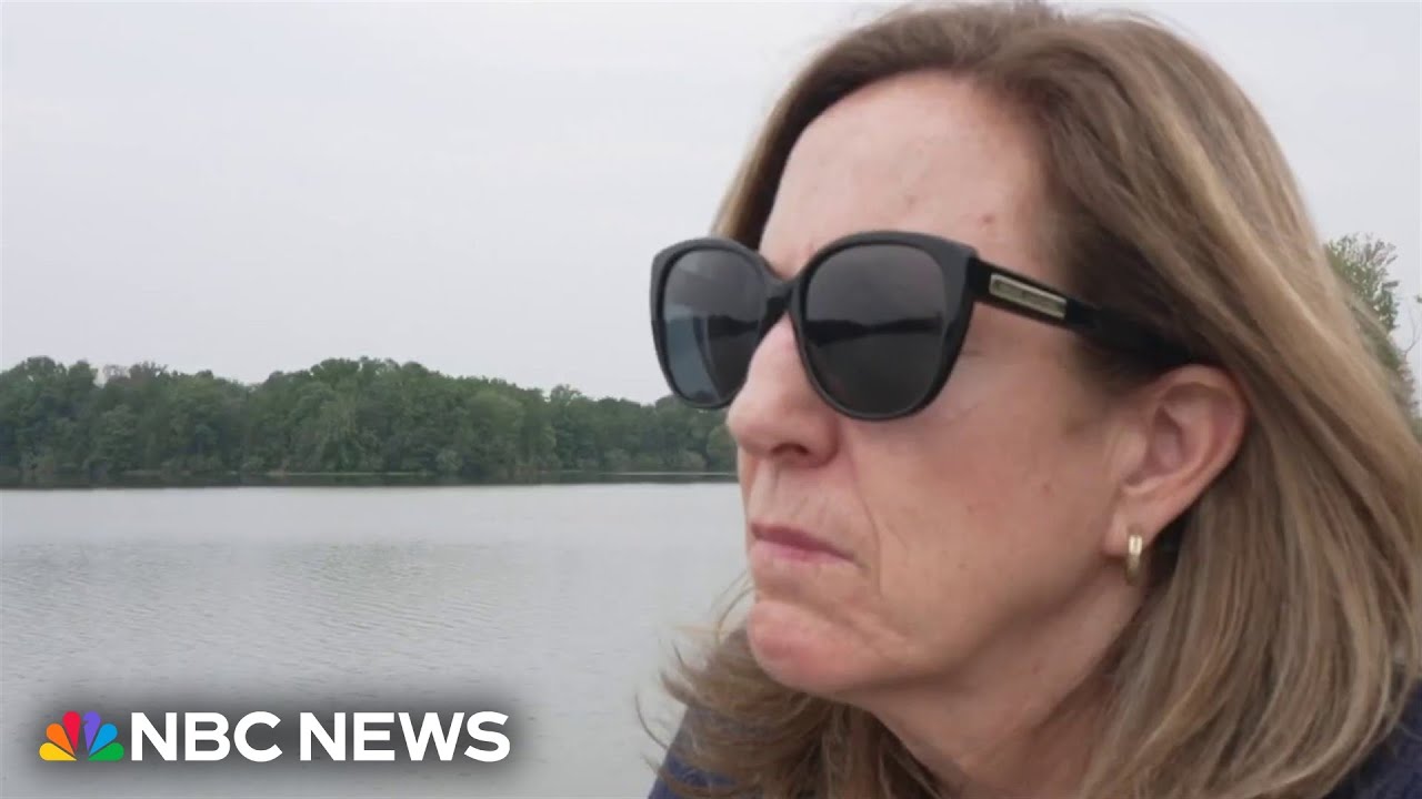 Former CIA agent shares balancing family life with covert missions